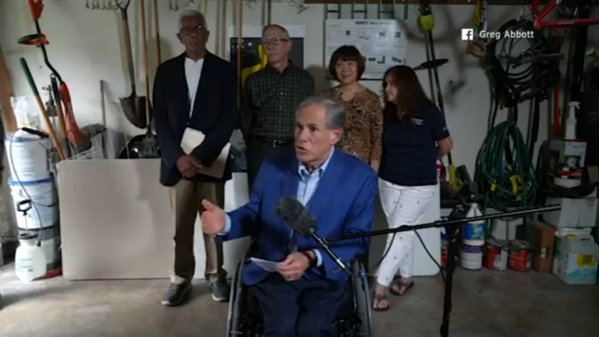 Gov. Greg Abbott calls for Texas Rangers to conduct investigation into deadly ICE shooting