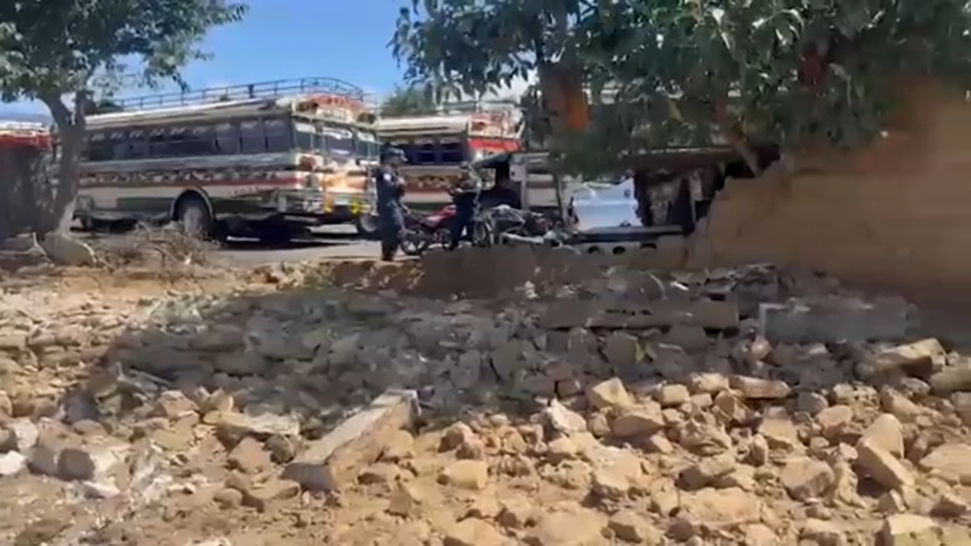 A 7.3 earthquake hits Mexico-Guatemala border with no major damage reported; at least 2 injured