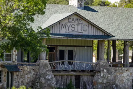 Report heading to Texas leaders cites Camp Mystic emergency planning failures before 2025 flood