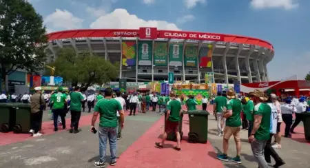 Amid uncertainty at home, Mexican Americans reconnect with roots during World Cup